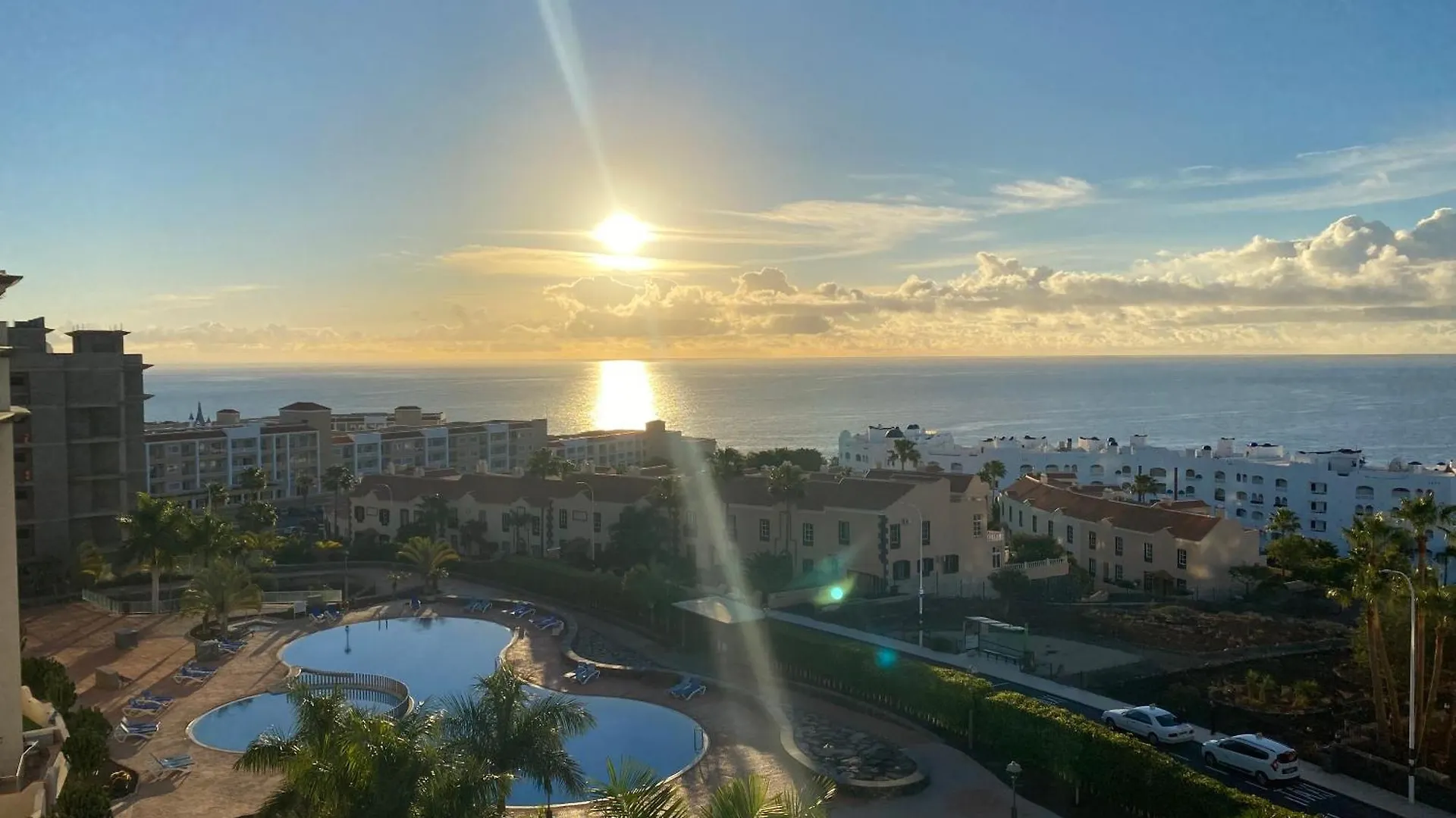 Casa Doble - Penthouse, Pool, Priv Parking, Fibre Net, Spacious Terrace San Miguel de Abona Spain